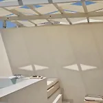 Heyday Luxury * Perissa (Santorini)