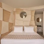 Heyday Luxury فندق *