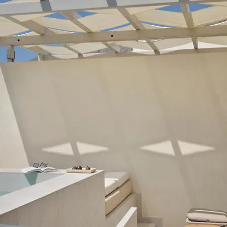 Heyday Luxury * Perissa (Santorini)