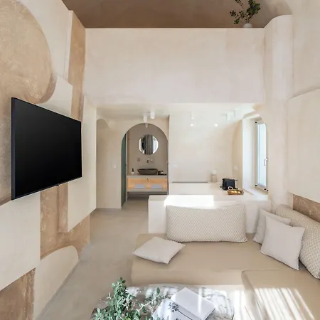 Heyday Luxury Hotel Perissa (Santorini)
