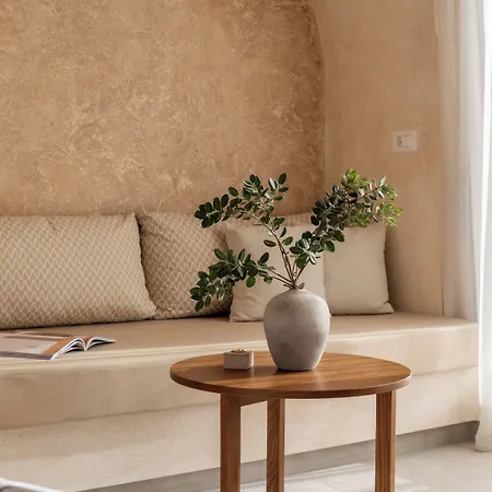 Heyday Luxury Hotel Perissa (Santorini)
