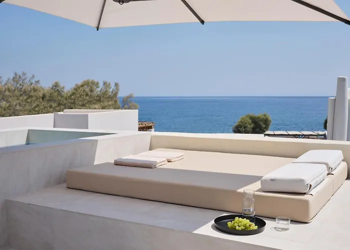 Heyday Luxury Hotel *