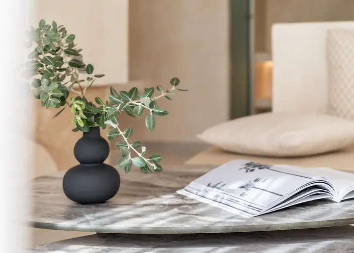 Heyday Luxury Ξενοδοχείο *