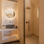 Heyday Luxury Perissa (Santorini)
