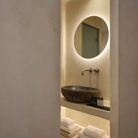Heyday Luxury Ξενοδοχείο Περίσσα