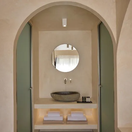 Heyday Luxury Ξενοδοχείο *