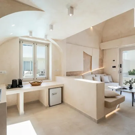 Heyday Luxury Ξενοδοχείο *