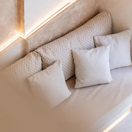 Heyday Luxury Περίσσα
