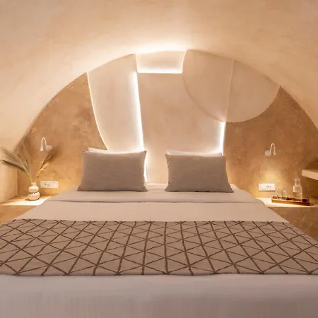 Heyday Luxury Περίσσα
