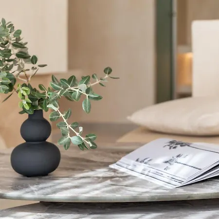 Heyday Luxury Hotel *